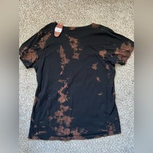 American highway graphic tee. RUNS SMALL.